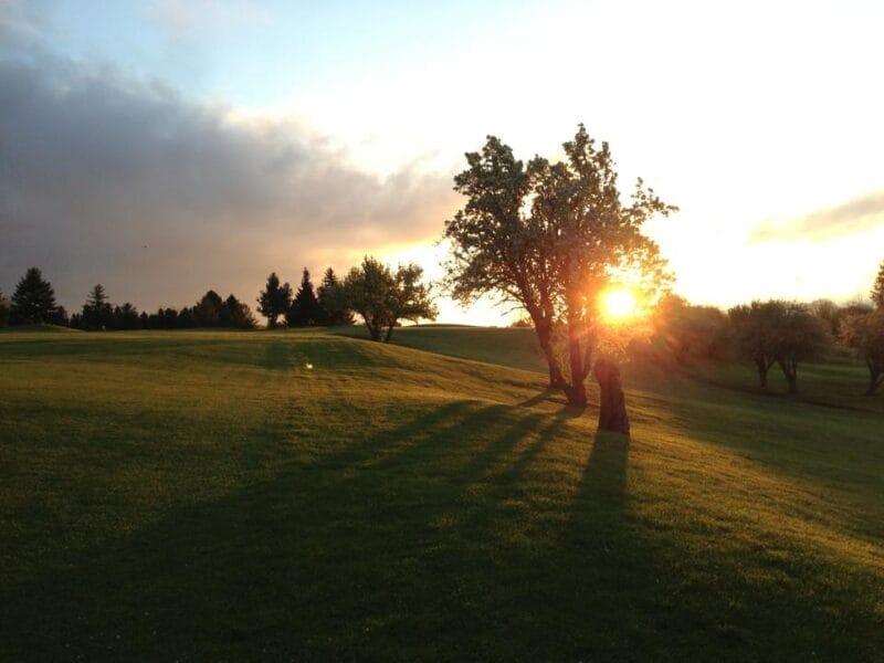 OXBOW GLEN GOLF COURSE