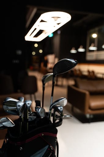 ACE GOLF BAR AND LOUNGE