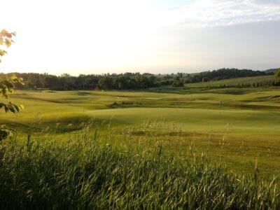 THE CLUB AT BOND HEAD