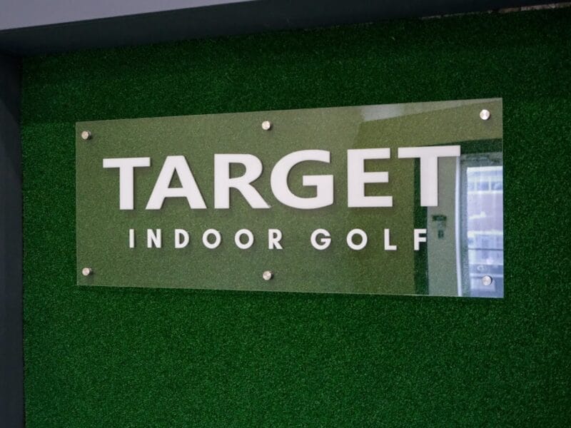 TARGET INDOOR GOLF - MISSISSAUGA