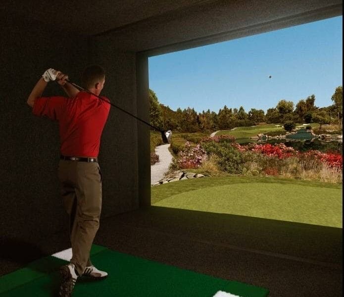 TEE'S AND CUE'S INDOOR GOLF