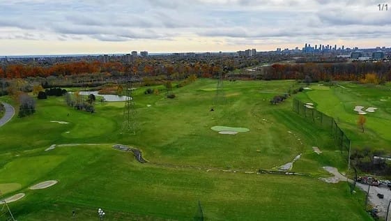 CENTENNIAL PARK GOLF CENTRE - DRIVING RANGE