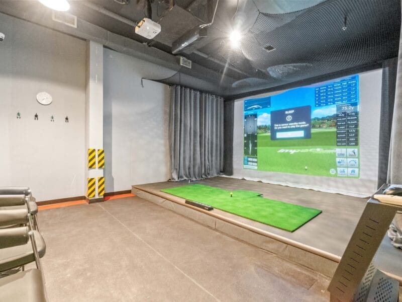 EZ GOLF - TORONTO